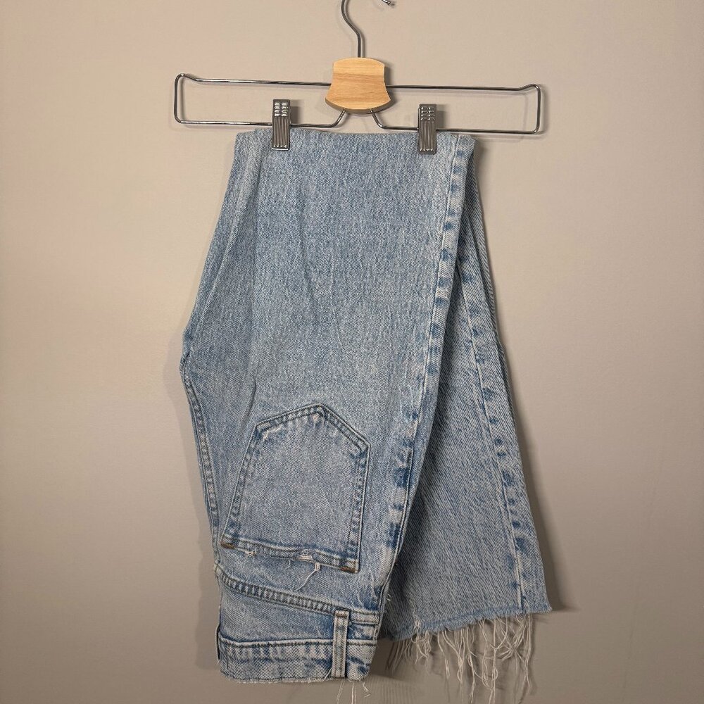 Abercrombie and Fitch 90s Straight Ultra High Rise Jeans